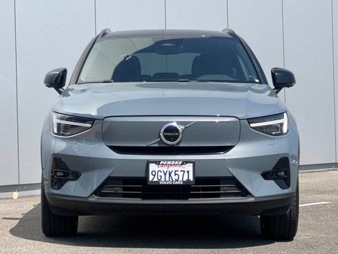 Used 2023 Volvo XC40 Recharge Ultimate AWD/4WD image 8