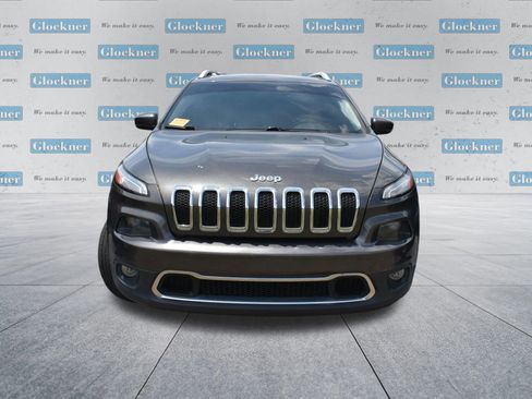 Used 2018 Jeep Cherokee Limited AWD/4WD image 17