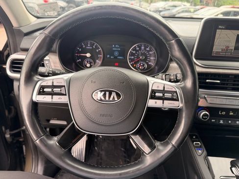 Used 2020 Kia Telluride EX AWD/4WD image 7
