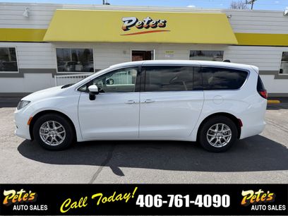 Used 2022 Chrysler Voyager LX