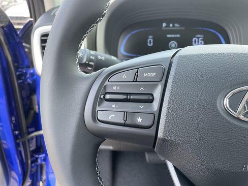 New 2025 Hyundai Venue Limited image 26