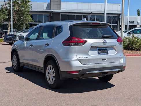 Used 2018 Nissan Rogue S AWD/4WD image 5