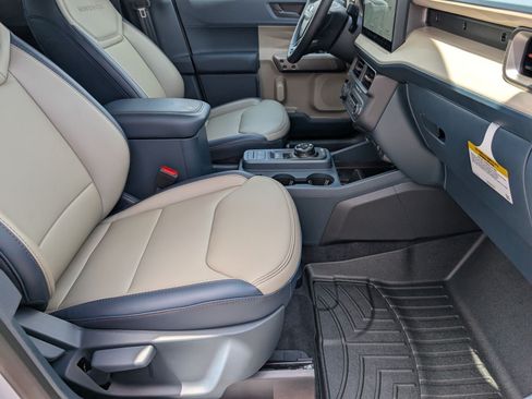New 2026 Ford Maverick Lariat AWD/4WD image 28