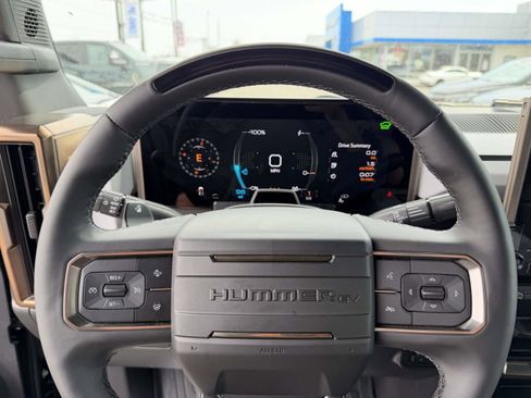 Certified 2024 GMC Hummer EV 2X w/ Extreme Off-Road Package AWD/4WD image 29