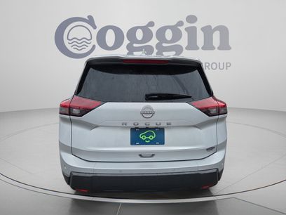 Used 2025 Nissan Rogue SV
