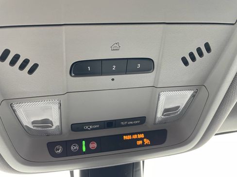 Used 2023 Chevrolet Blazer LT w/ Convenience Package image 30