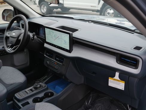 New 2026 Ford Maverick XLT w/ XLT Luxury Package image 26