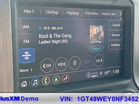 Used 2022 GMC Sierra 3500 Denali w/ Denali Ultimate Package image 28