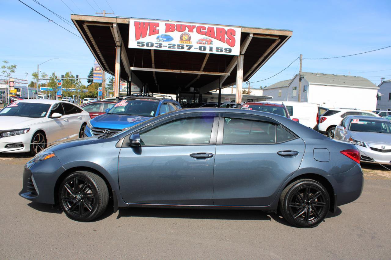 Used 2017 Toyota Corolla XSE w/ Carpet Mat Package (TMS) FWD image 7