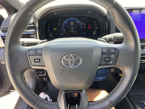 Used 2025 Toyota Camry SE w/ Multimedia Upgrade Package FWD image 37