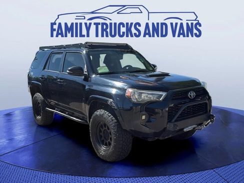 Used 2016 Toyota 4Runner Trail Premium w/ Convenience Package AWD/4WD image 7