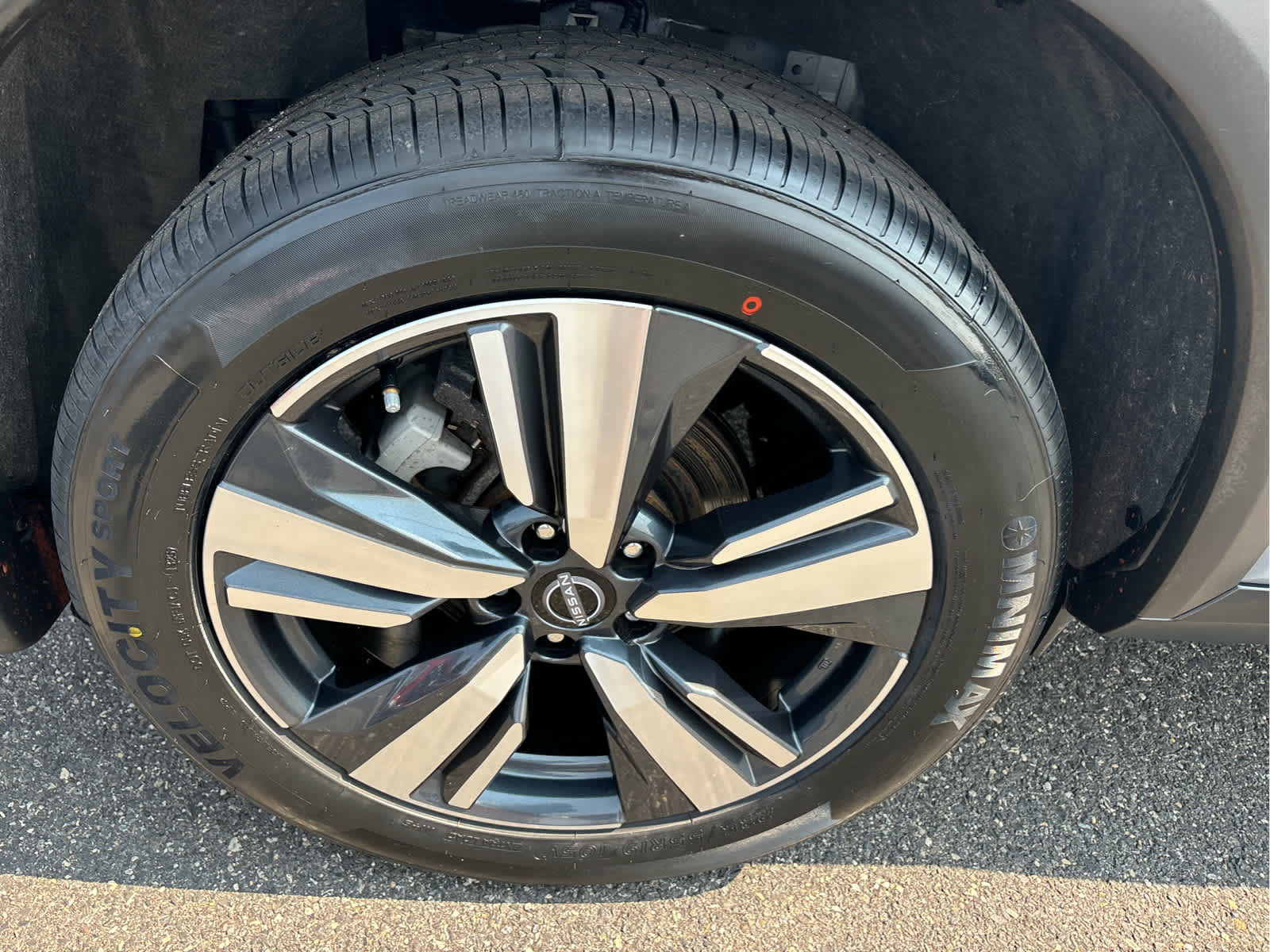 Used 2023 Nissan Rogue SL AWD/4WD image 26
