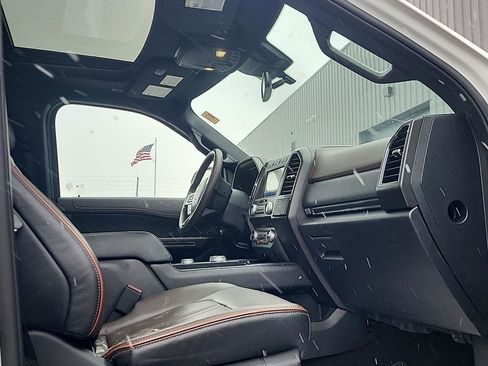 Used 2021 Ford Expedition Max King Ranch image 13