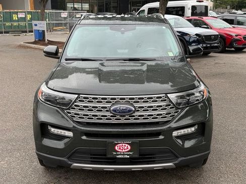 Used 2022 Ford Explorer Limited w/ Limited Technology Package AWD/4WD image 2