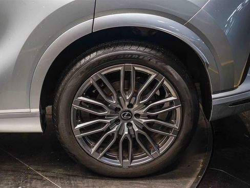 Used 2023 Lexus RX 500h F Sport image 10