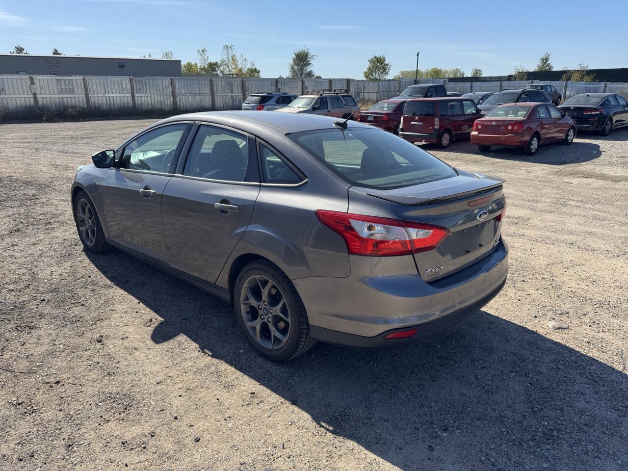 Used 2013 Ford Focus SE FWD image 3
