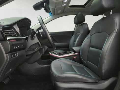 Used 2020 Kia Niro EX Premium FWD image 11