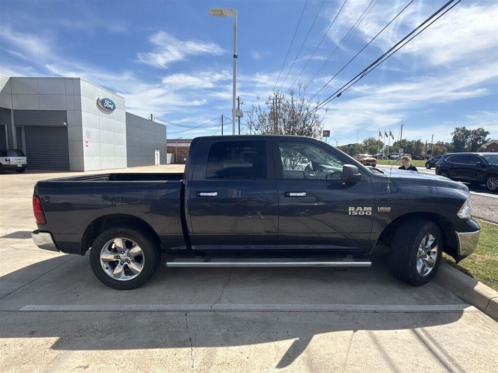 Used 2014 RAM 1500 Lone Star RWD image 2