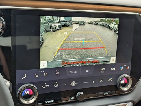 Used 2024 Lexus RX 350h image 9