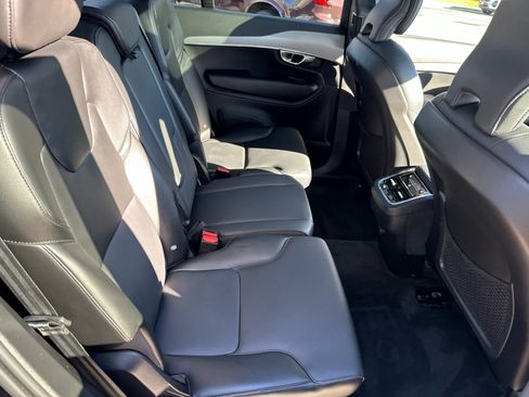 Used 2023 Volvo XC90 B5 Core w/ Climate Package AWD/4WD image 38