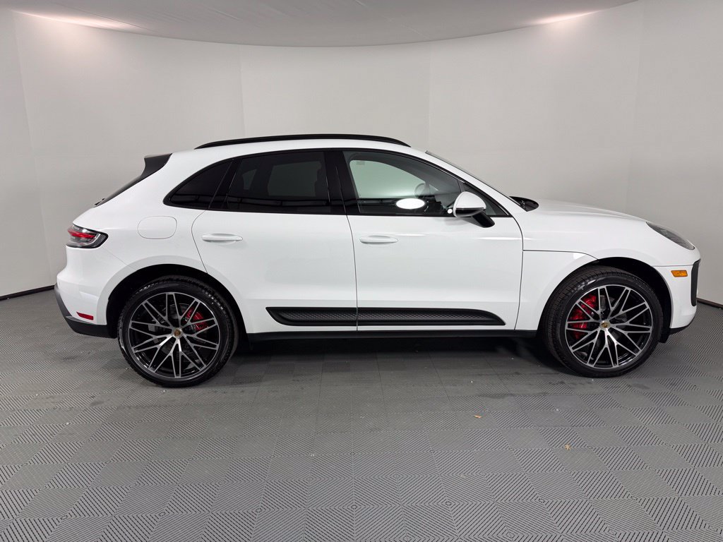 New 2026 Porsche Macan S AWD/4WD image 8