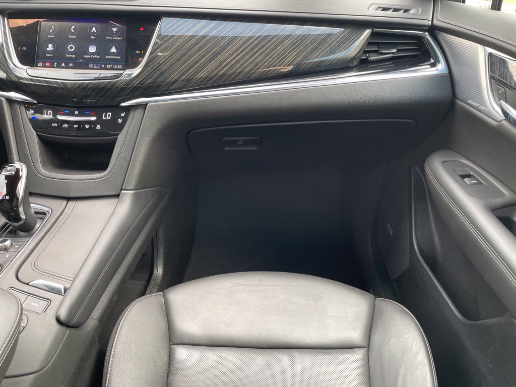 Used 2024 Cadillac XT6 Premium Luxury FWD image 24