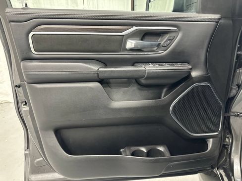 Used 2025 RAM 1500 Laramie AWD/4WD image 8