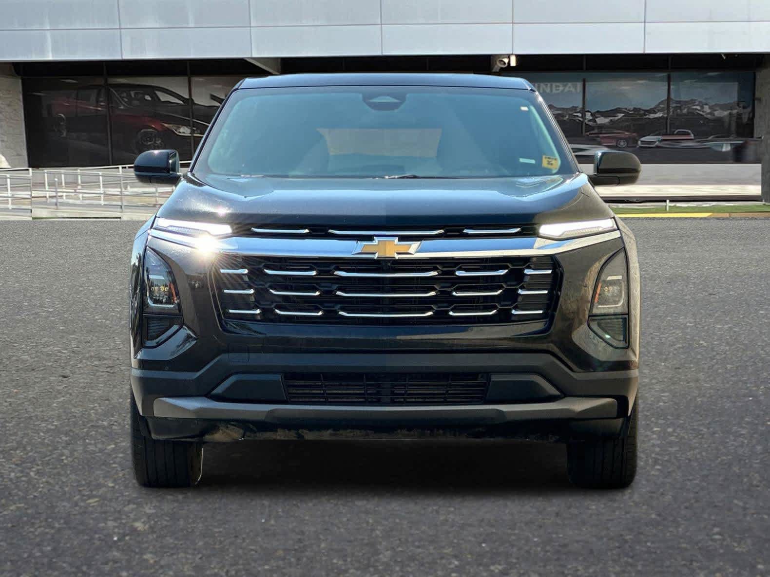 Used 2026 Chevrolet Equinox LT w/ Convenience Package II FWD image 11