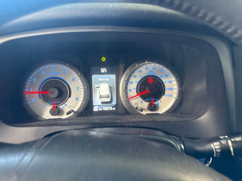 Used 2016 Toyota Sienna SE Premium FWD image 19