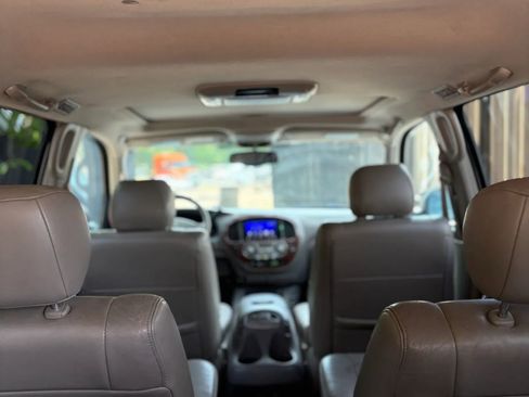 Used 2006 Toyota Sequoia Limited AWD/4WD image 25