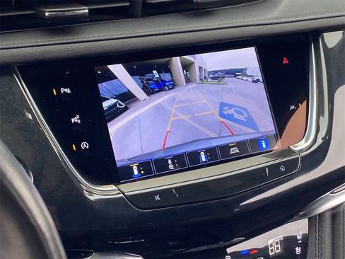 Certified 2023 Cadillac XT6 Premium Luxury w/ Technology Package image 30