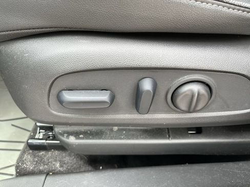 Used 2023 Buick Encore GX Preferred w/ Cold Weather Comfort Package AWD/4WD image 15