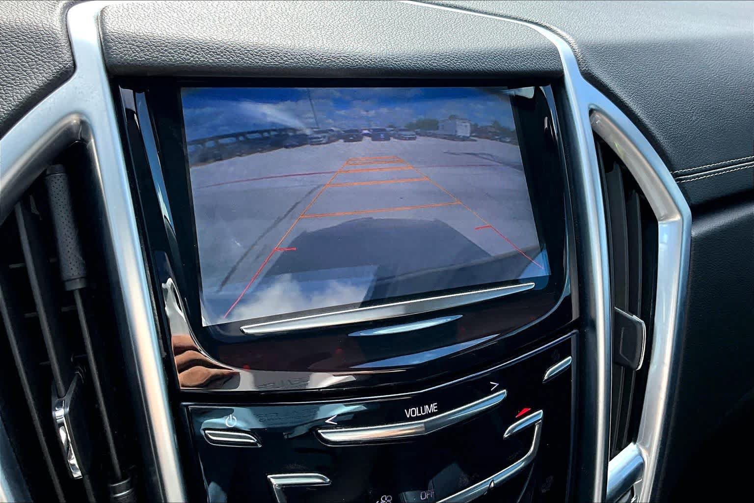 Used 2015 Cadillac SRX Luxury FWD image 25