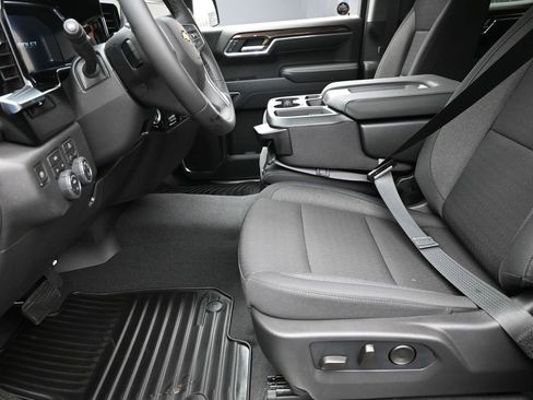 New 2026 Chevrolet Silverado 1500 LT w/ All Star Edition Plus AWD/4WD image 13