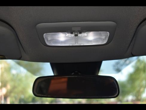 Used 2017 Toyota Corolla LE w/ Carpet Mat Package (TMS) FWD image 31
