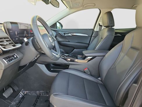 Used 2025 Buick Envision Preferred image 17