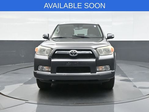 Used 2011 Toyota 4Runner SR5 w/ Premium Pkg w/Leather AWD/4WD image 2
