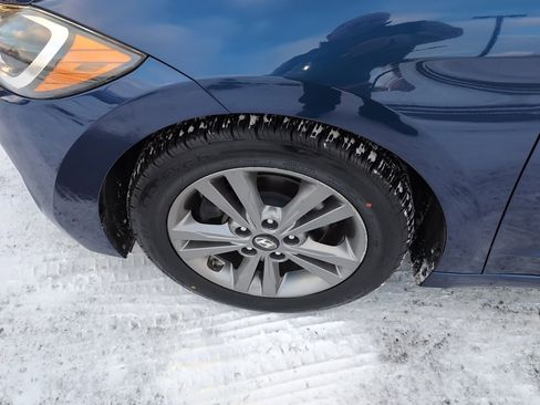 Used 2017 Hyundai Elantra Value Edition image 11