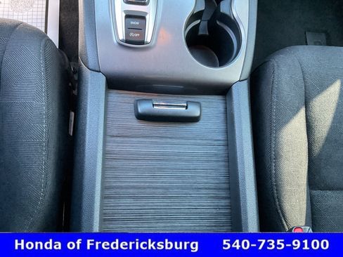 Used 2022 Honda Pilot Sport image 41