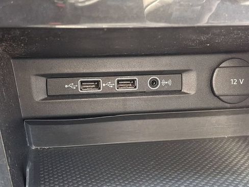 Used 2018 Volkswagen Tiguan S FWD image 20