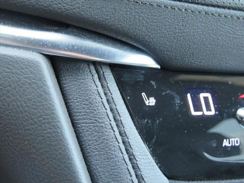 Used 2023 Cadillac XT5 Premium Luxury w/ Technology Package image 15