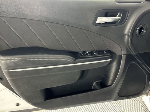 Used 2022 Dodge Charger R/T RWD image 28