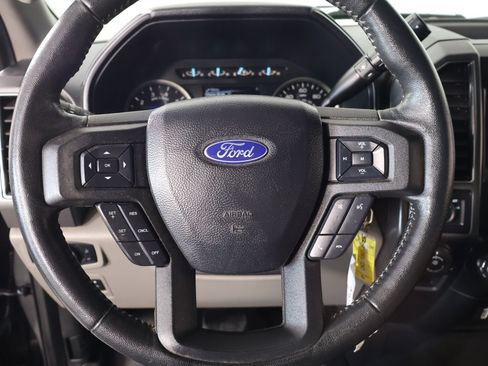Used 2020 Ford F150 XLT w/ Equipment Group 302A Luxury RWD image 3