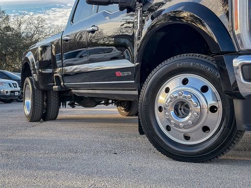 Used 2023 Ford F450 Lariat w/ Lariat Ultimate Package image 2