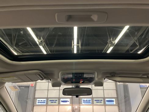 Used 2021 Subaru Crosstrek 2.5i Sport w/ Moonroof Package image 29