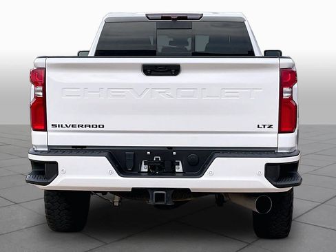 Used 2024 Chevrolet Silverado 2500 LTZ w/ LTZ Plus Package AWD/4WD image 6