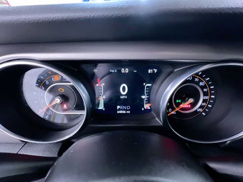 Used 2018 Jeep Wrangler Unlimited Sport S AWD/4WD image 22