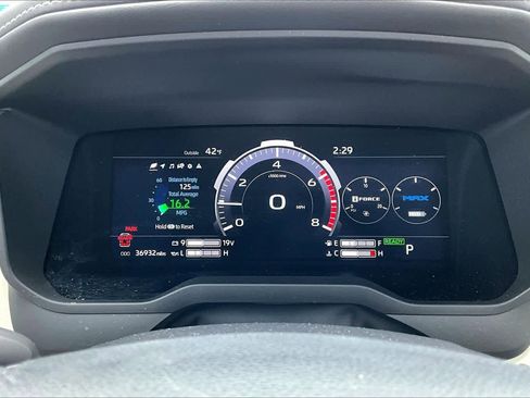 Certified 2024 Toyota Sequoia Capstone AWD/4WD image 26