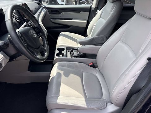 Used 2019 Honda Odyssey Touring image 15
