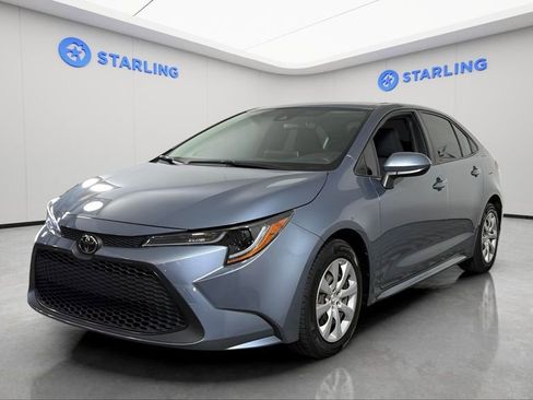 Used 2021 Toyota Corolla LE FWD image 16